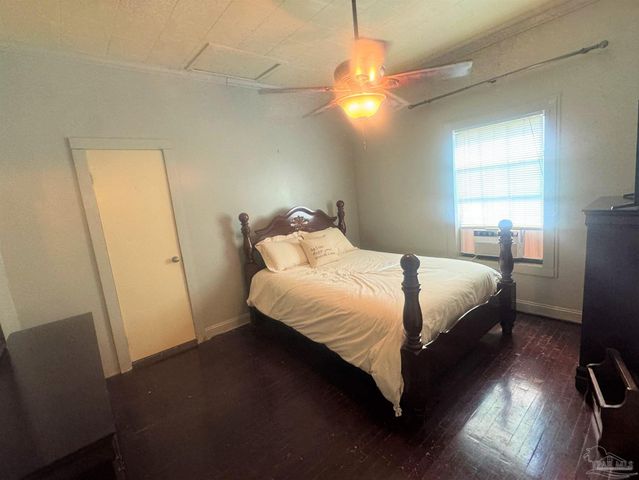 77 Hill St, Atmore, AL 36502