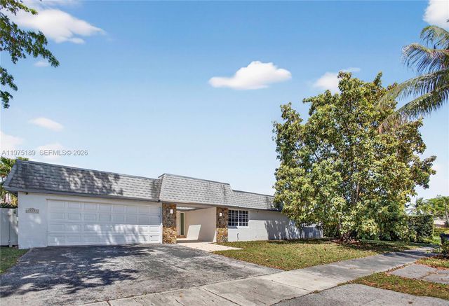 13270 SW 99th St, Miami, FL 33186