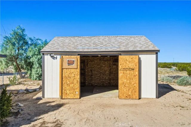 5828 Steeg, 29 Palms, CA 92277