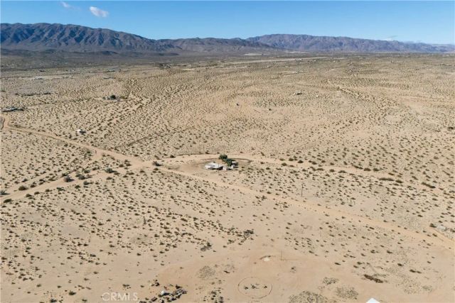 5828 Steeg, 29 Palms, CA 92277