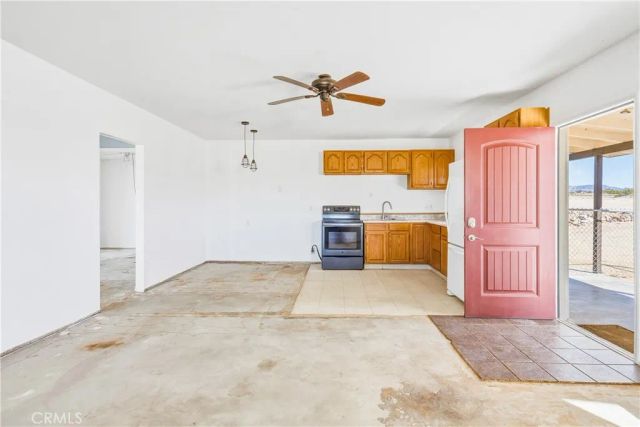 5828 Steeg, 29 Palms, CA 92277