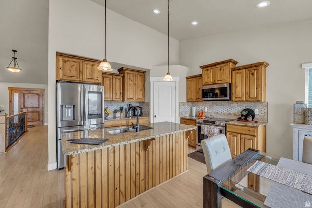 11176 S SHILLING AVE, South Jordan, UT 84095
