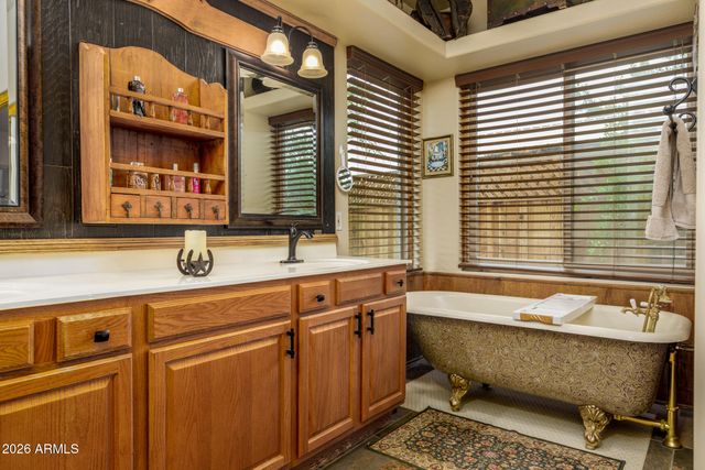 21909 W BEACON Lane, Wittmann, AZ 85361
