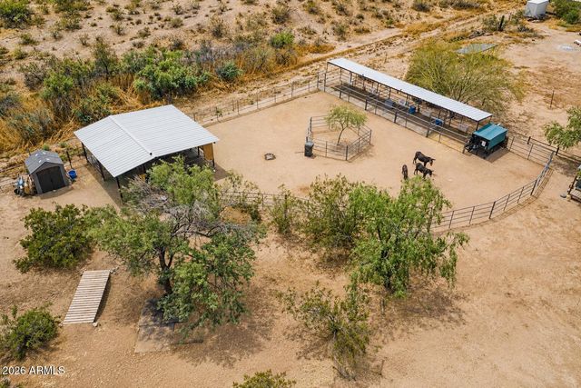 21909 W BEACON Lane, Wittmann, AZ 85361