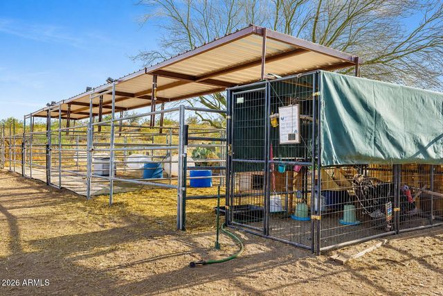 21909 W BEACON Lane, Wittmann, AZ 85361