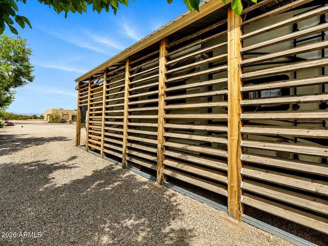 21909 W BEACON Lane, Wittmann, AZ 85361