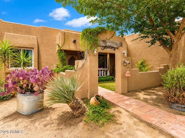 21909 W BEACON Lane, Wittmann, AZ 85361