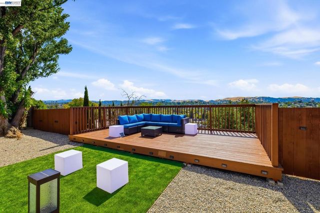 2464 Morello Heights Cir, Martinez, CA 94553