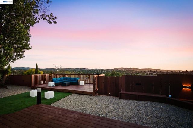 2464 Morello Heights Cir, Martinez, CA 94553
