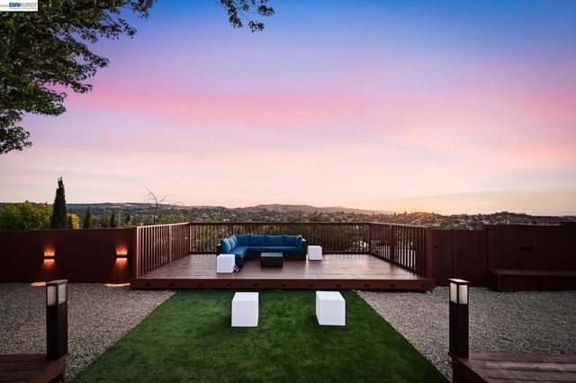 2464 Morello Heights Cir, Martinez, CA 94553