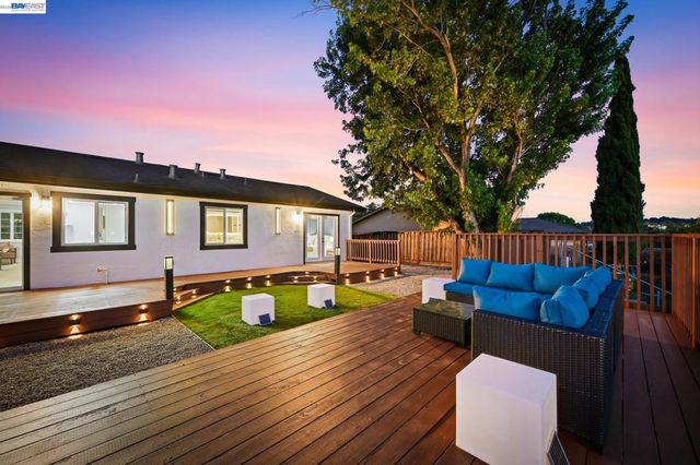2464 Morello Heights Cir, Martinez, CA 94553