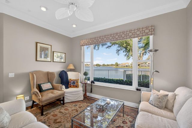 923 Augusta Pointe Drive, Palm Beach Gardens, FL 33418