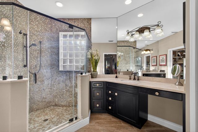 923 Augusta Pointe Drive, Palm Beach Gardens, FL 33418