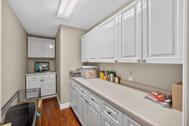 923 Augusta Pointe Drive, Palm Beach Gardens, FL 33418