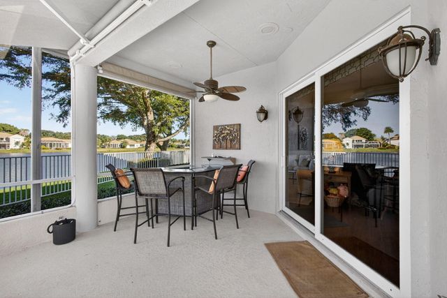 923 Augusta Pointe Drive, Palm Beach Gardens, FL 33418