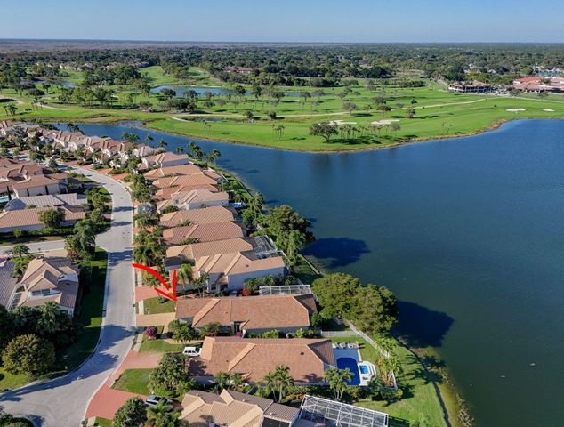 923 Augusta Pointe Drive, Palm Beach Gardens, FL 33418