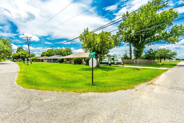 1100 Park Dr, Thibodaux, LA 70301