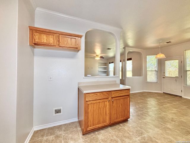 9130 FEATHER BLF, Helotes, TX 78023