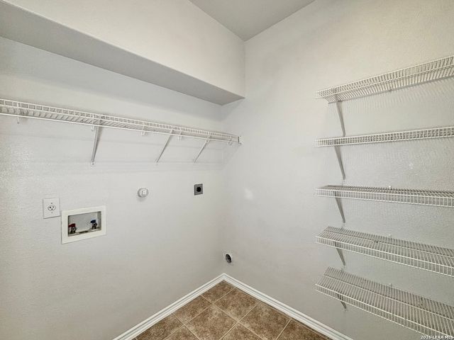 9130 FEATHER BLF, Helotes, TX 78023