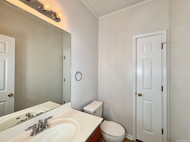 9130 FEATHER BLF, Helotes, TX 78023