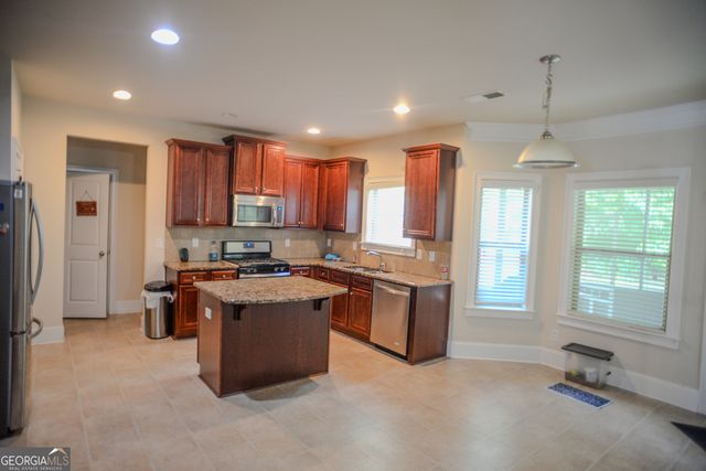 2182 Dodson Woods Drive, Fairburn, GA 30213
