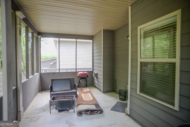2182 Dodson Woods Drive, Fairburn, GA 30213