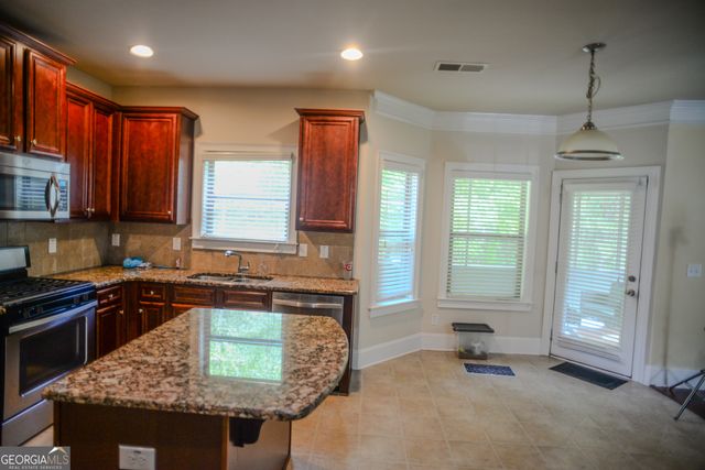 2182 Dodson Woods Drive, Fairburn, GA 30213
