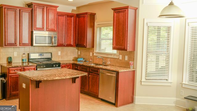 2182 Dodson Woods Drive, Fairburn, GA 30213