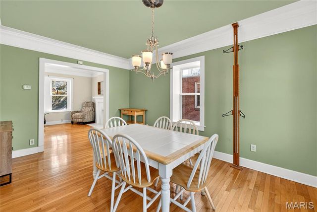 220 Dover Street, St Louis, MO 63111