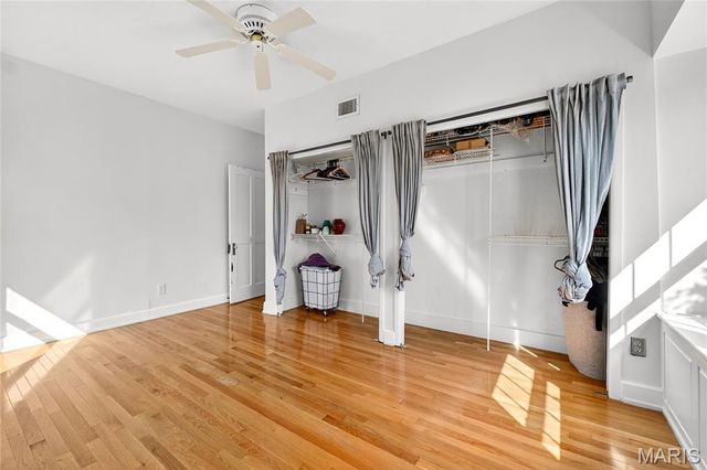 220 Dover Street, St Louis, MO 63111