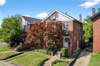 220 Dover Street, St Louis, MO 63111
