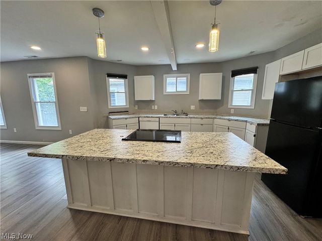3812 Archwood Avenue, Cleveland, OH 44109