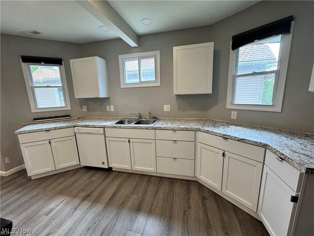3812 Archwood Avenue, Cleveland, OH 44109