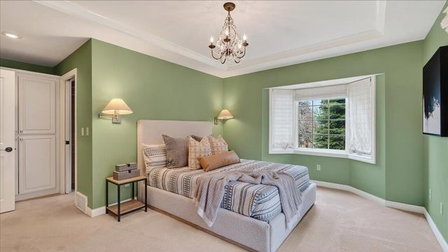 9115 N Mountain View Ln, Spokane, WA 99218