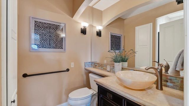 9115 N Mountain View Ln, Spokane, WA 99218