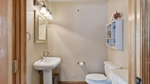 9115 N Mountain View Ln, Spokane, WA 99218