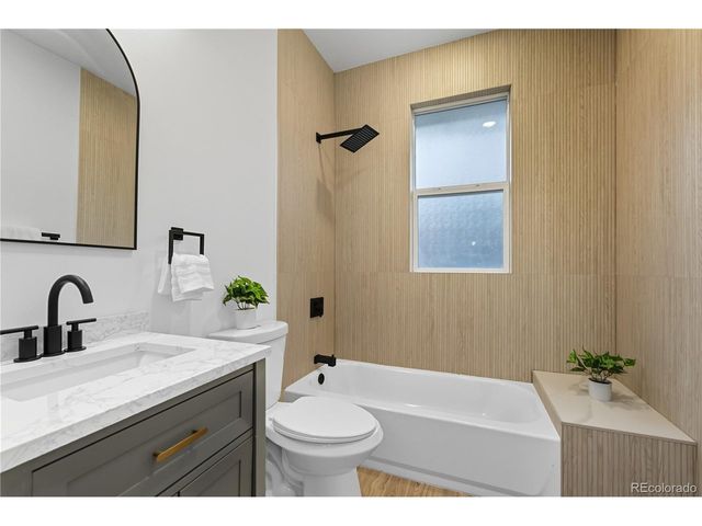 3432 N Josephine St, Denver, CO 80205