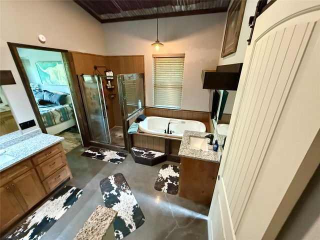 1900 County Road 1535, Bonham, TX 75418