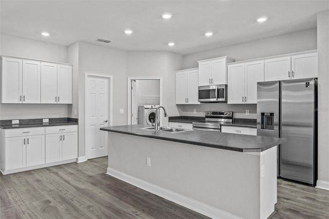 6710 TREYMONT DRIVE, Lakeland, FL 33813