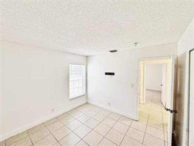 1136 NW 5th Court, Fort Lauderdale, FL 33311