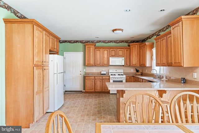 410 MAXINE DR, Lehighton, PA 18235