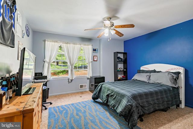 410 MAXINE DR, Lehighton, PA 18235