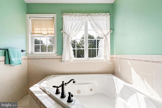 410 MAXINE DR, Lehighton, PA 18235