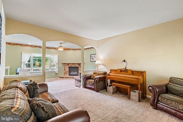 410 MAXINE DR, Lehighton, PA 18235