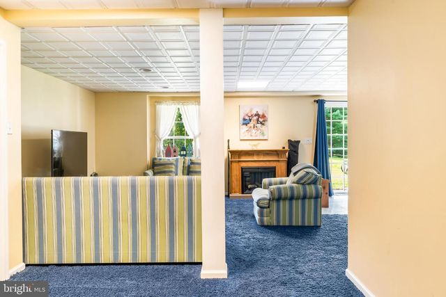 410 MAXINE DR, Lehighton, PA 18235