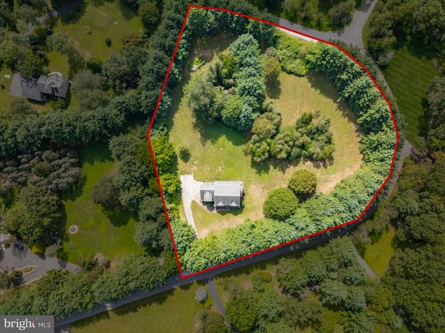 410 MAXINE DR, Lehighton, PA 18235