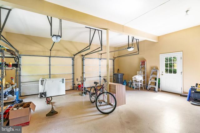 410 MAXINE DR, Lehighton, PA 18235