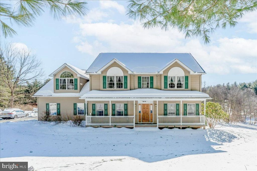 410 MAXINE DR, Lehighton, PA 18235