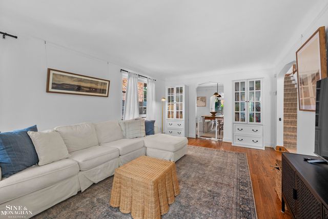 310 Moran Road, Grosse Pointe Farms, MI 48236