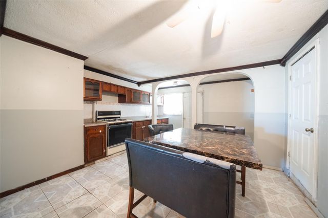 10418 Burman Street, Houston, TX 77029